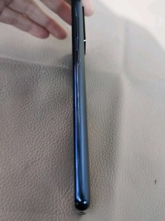 三星 Galaxy S20 手机