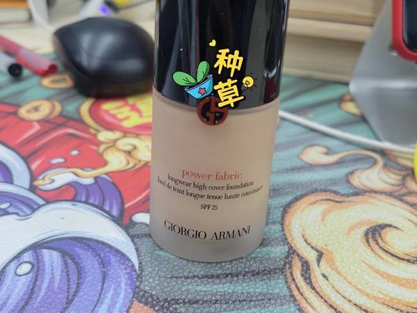 油皮化妆菜鸡首选粉底，亲测可入