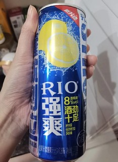 ​锐澳 清爽搭配气泡水 