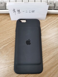 苹果背夹电池给iphone续命