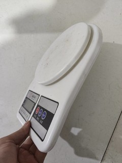 在家里能用的烘培电子秤，精准的食物秤