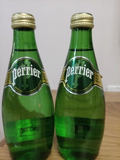 好喝的巴黎水（Perrier）气泡水
