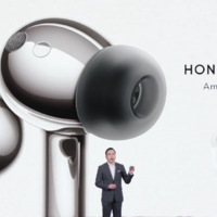 MWC丨全球首款支持测温的耳机：荣耀发布 Earbuds 3 Pro 降噪无线耳机