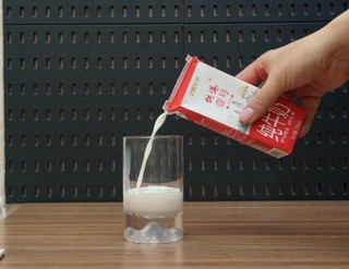 供港品质的纯牛奶 喝起来更香更醇