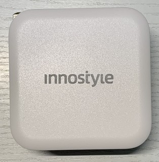 Innostyle 65W氮化镓充电器 