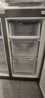 厨房储藏利器，美的十字开门冰箱