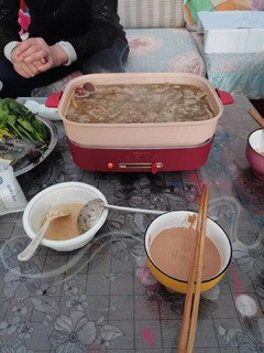 小熊多功能料理锅家庭聚餐必备