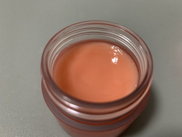 想要一亲芳泽，先尝这款女神唇膜