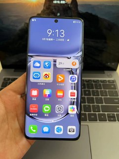 同事刚买的华为P50pro 好赞