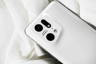 白色Find X5 Pro，美！