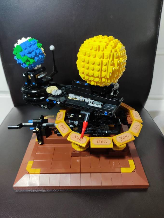 这货真值双鹰咔搭太阳系寓教于乐