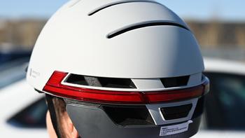 数码周边 篇六十七：安全好用的智能头盔，自带灯光提示与语音功能，力沃BH51M Neo体验