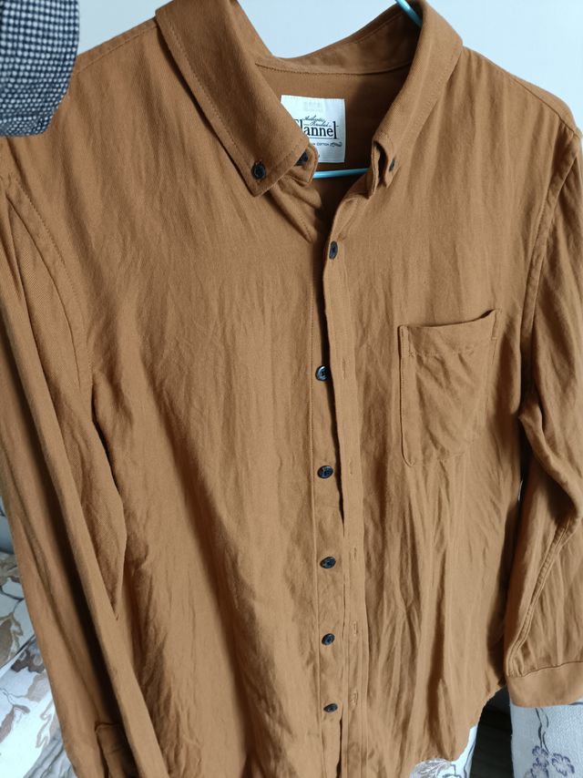 80块钱买的班尼路长袖衬衫，大牌子真有面