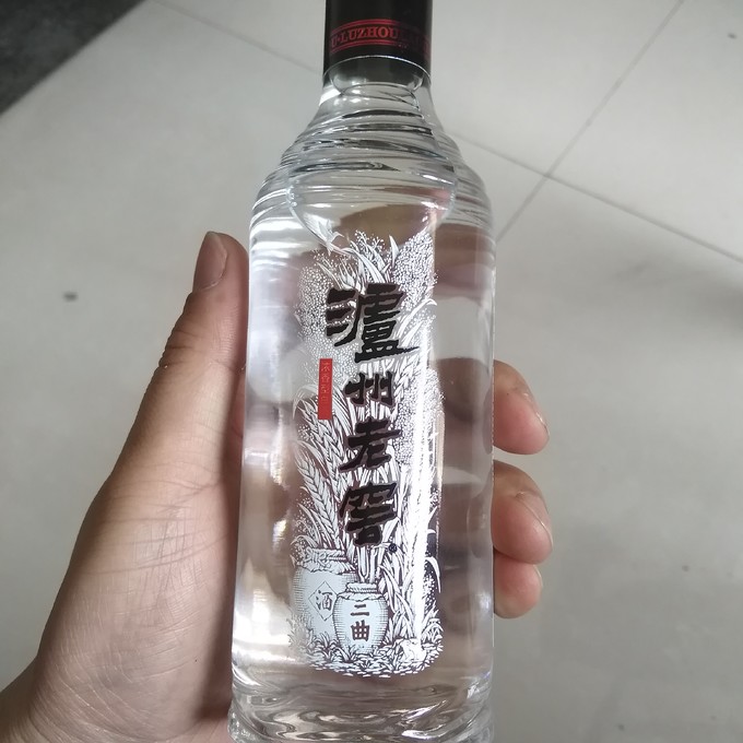 泸州老窖白玻璃瓶图片