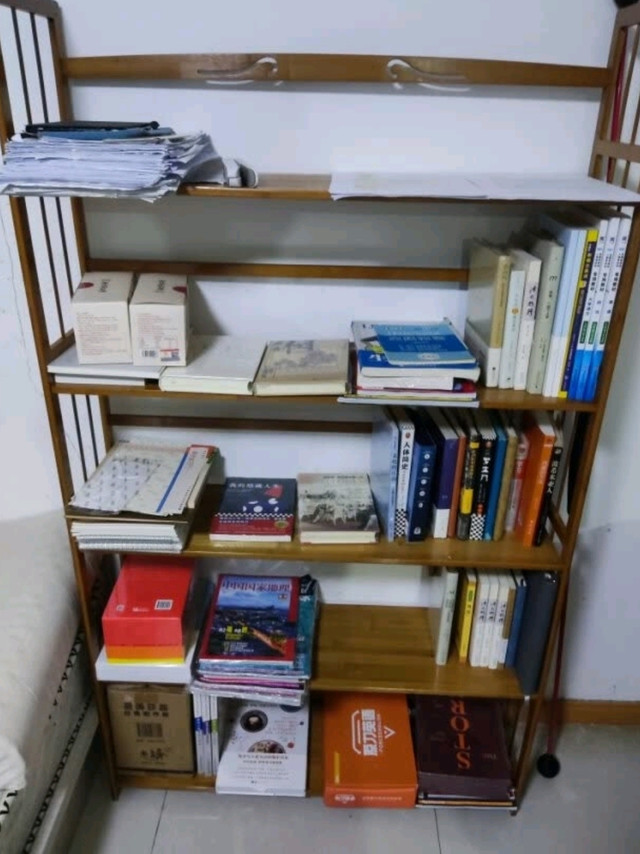 多层落地家用书架