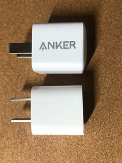 Anker这款20W PD充电器真小!