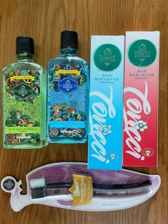 健齿护龈牙膏套装