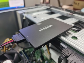 升级旧电脑三星870 EVO固态硬盘真值