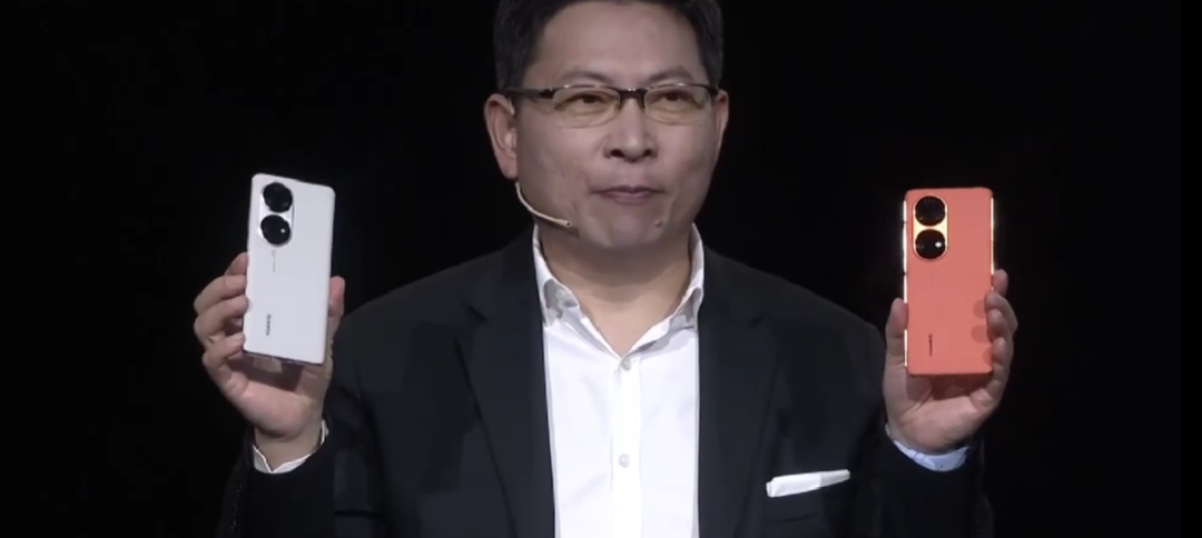 华为还发布新配色 P50 Pro ，拥有更耐摔屏幕