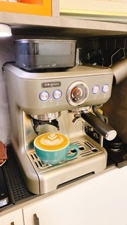 高颜值东菱研磨萃取一体家用意式咖啡机测评