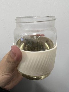 来给你们试水网红茶小空！