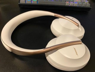 享受自己宁静的音乐世界——Bose700