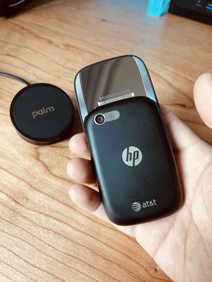 惠普其他智能手机怎么样 设计超前的手机,veer 4g_什么值得买