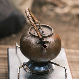 夏日饮品，来杯手打淡抹茶