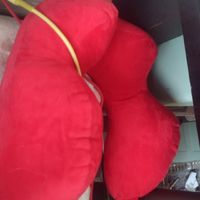 大红色U形枕