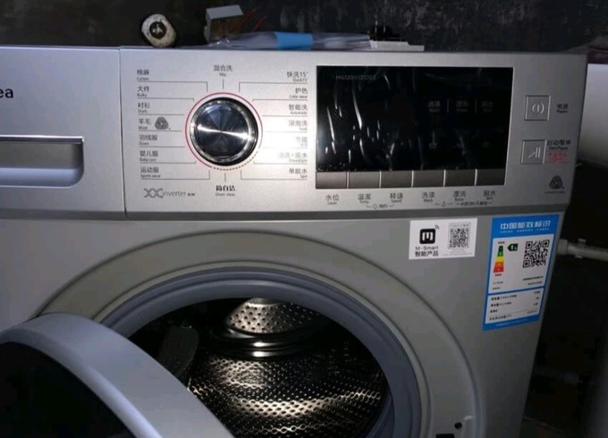 美的滚筒洗衣机