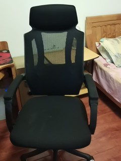 这个椅子坐上嗷嗷舒服