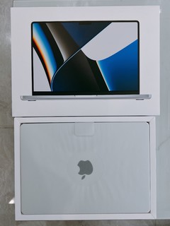 拥有的第一台笔记本—MacBookpro