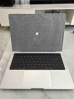 拥有的第一台笔记本—MacBookpro