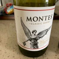 蒙特斯经典霞多丽白葡萄酒