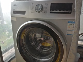 海尔洗衣机很不错 耐用洗的干净