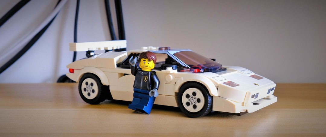 陆地上翱翔的双翼——LEGO 乐高超级赛车系列 76910 阿斯顿·马丁套装