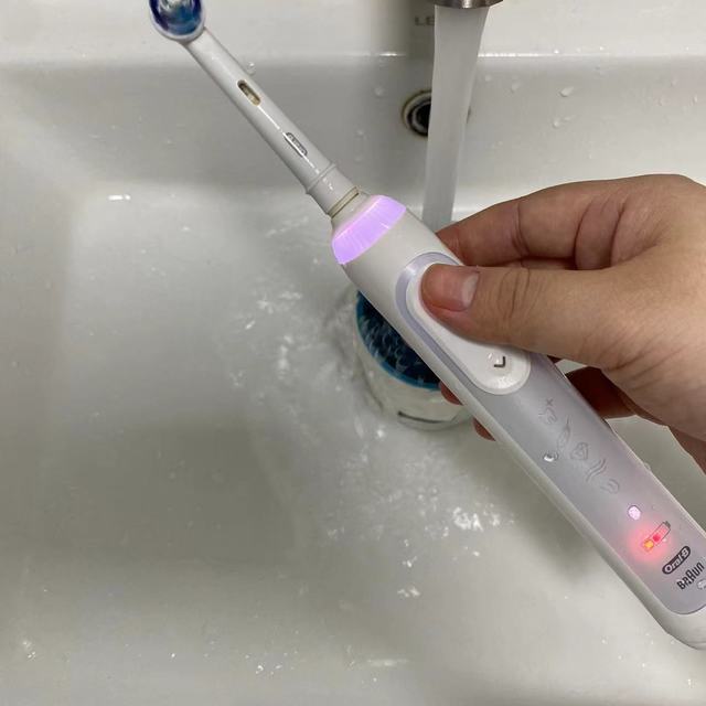 懒肥宅是怎么爱上刷牙的？老欧乐B玩家展开讲讲5个电动牙刷核心打开方式~