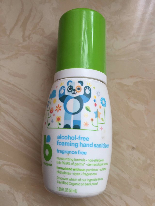 能随身携带的甘尼克婴儿免洗洗手液