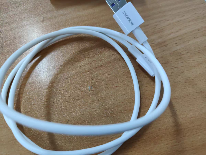 罗马仕数据线怎么样 很好,充电速度很快,也够长,还好用_什么值得买