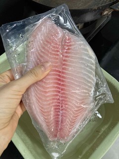 “水中鸡肉”鲷鱼片，怎么吃都爽。