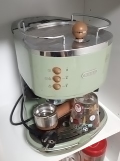 万物皆可测 泵压式半自动咖啡机橄榄绿