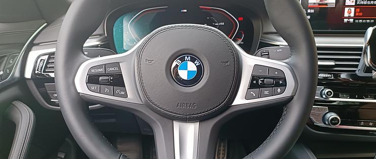 剑哥薛车啊 宝马5系内饰篇 车主实测 内饰究竟是否豪华 汽车整车 什么值得买