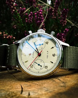 时尚复古的海鸥304手表