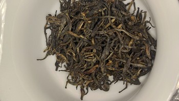 福安出产的各种茶 篇一：福安红茶之传统金牡丹芽头冲泡方式