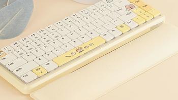 硬核桌面物志 篇一百九十五：高颜值键盘代表，卡乐瑞可卓大王限定款机械键盘体验！