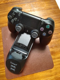 偷闲加油站，ipega PS4手柄充电座