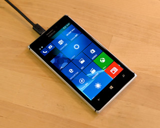 3G时代最后的荣光——诺基亚Lumia9