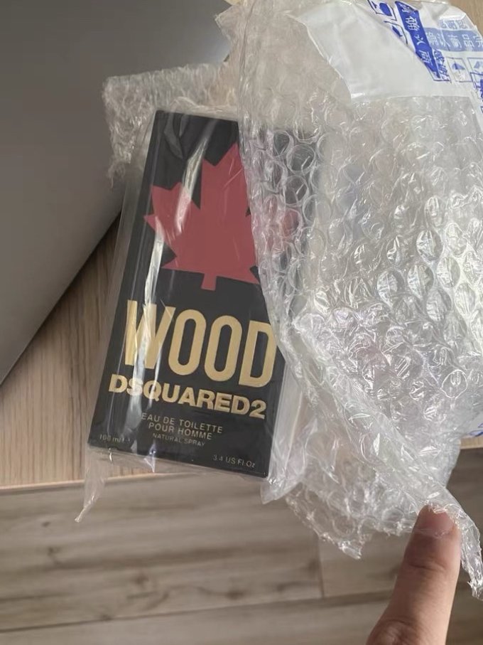 dsquared2男士香水怎么样好用吗 dsquared2 二次方枫叶 木缘男士_什么