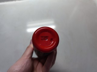 小红瓶，用着水满满