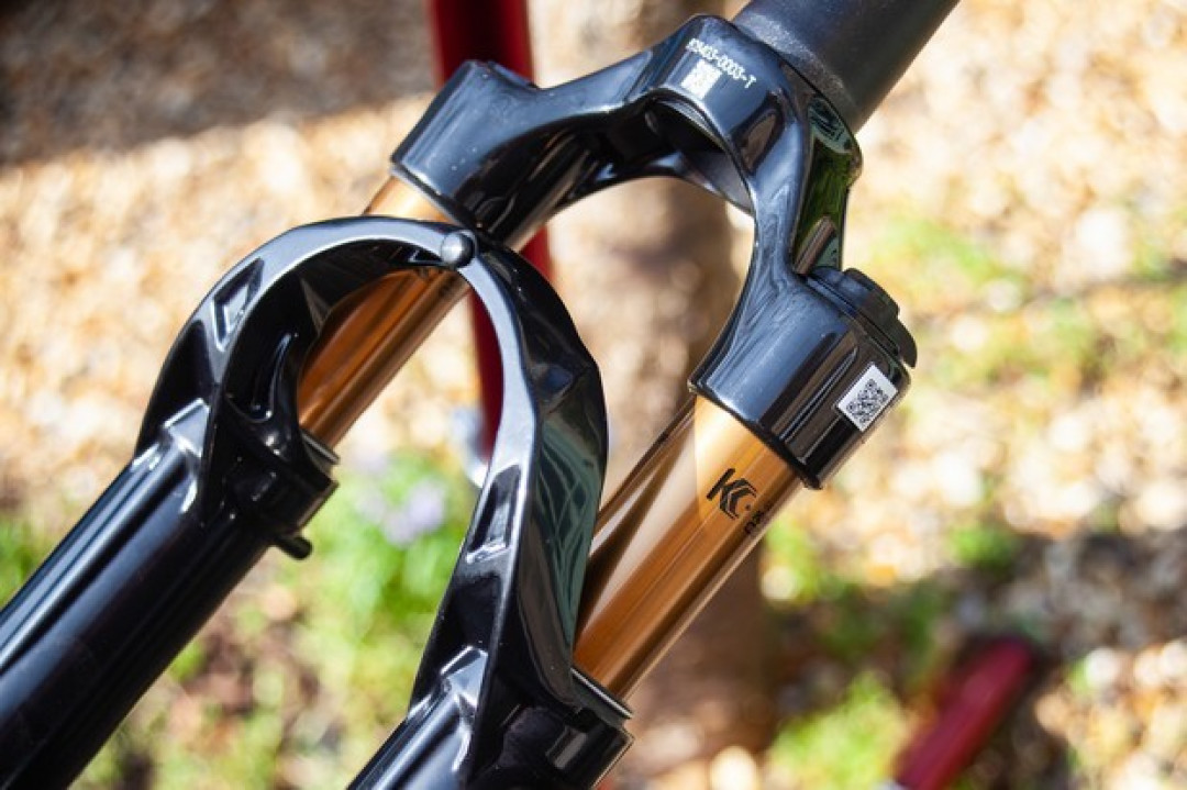 fox推出32tapercastgravel避震前叉